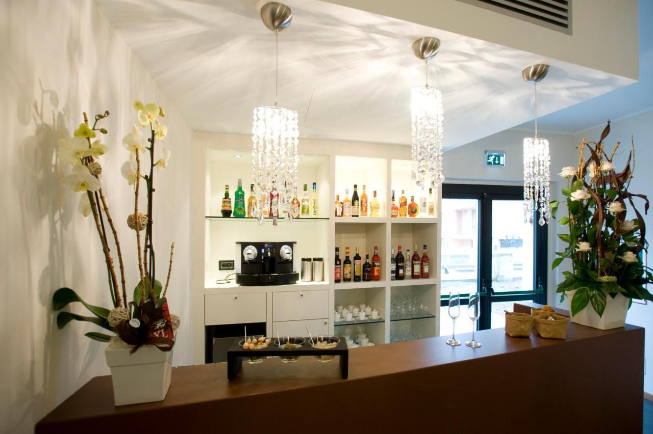 拿破仑酒店 凯拉斯科 外观 照片